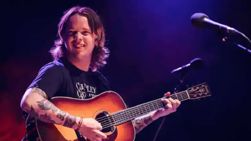 Billy Strings Net Worth