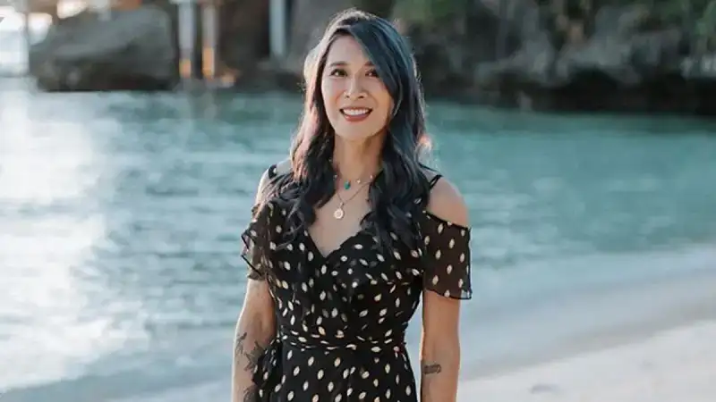 Angie Mead King Net Worth