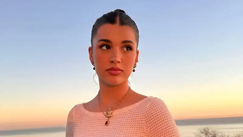 ari kytsya net worth